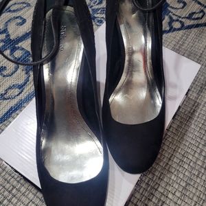 Black suede shoes sz 11 brand Style &CO good condition heels very comfortable.